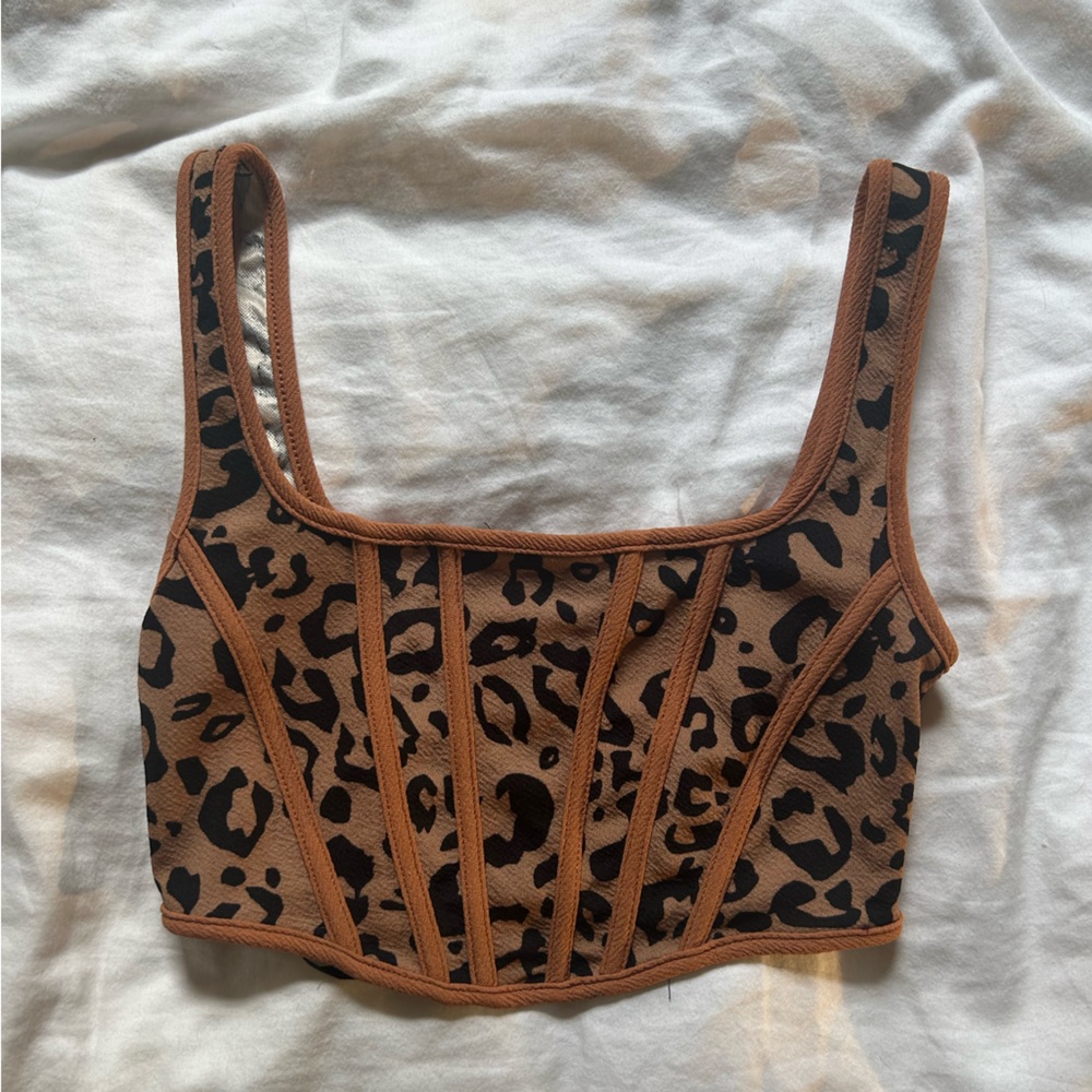 Cheats print zip up tank